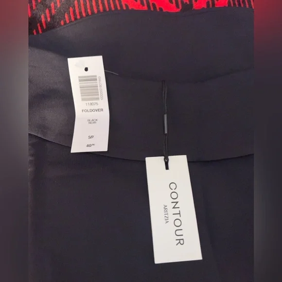 Black Strapless Tube Top - Picture 3 of 3